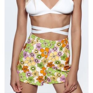 Zara flower 🌸 power high waisted shorts sz XS
